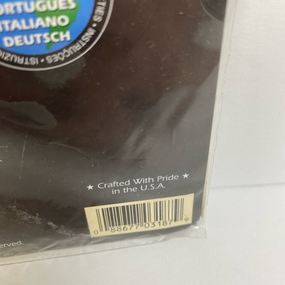 Vintage Dimensions Stamped Cross Stitch Kit Wreath Of Peace #3187 - NEW SEALED - Picture 4 of 8